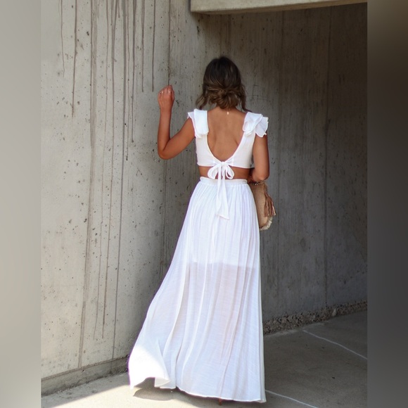 Vici Soleil Cutout Ruffle Maxi Dress - Picture 2 of 4